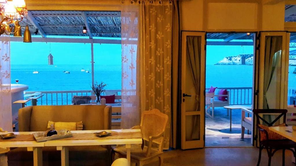Bloom By The Sea (adults Only) *